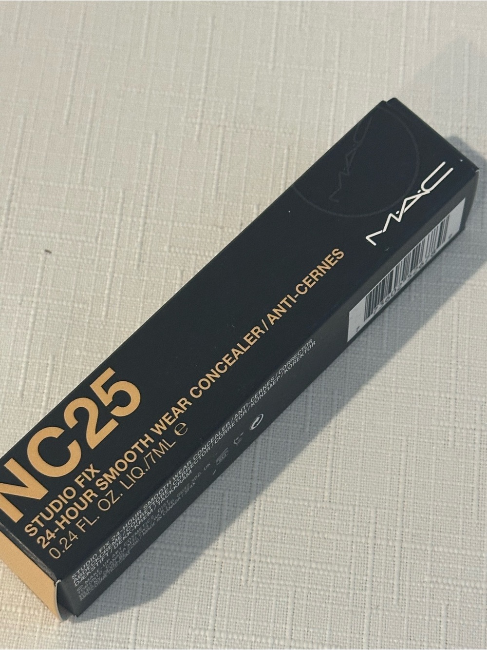 MAC Studio Fix NC25 24-Hour Smooth Wear Concealer